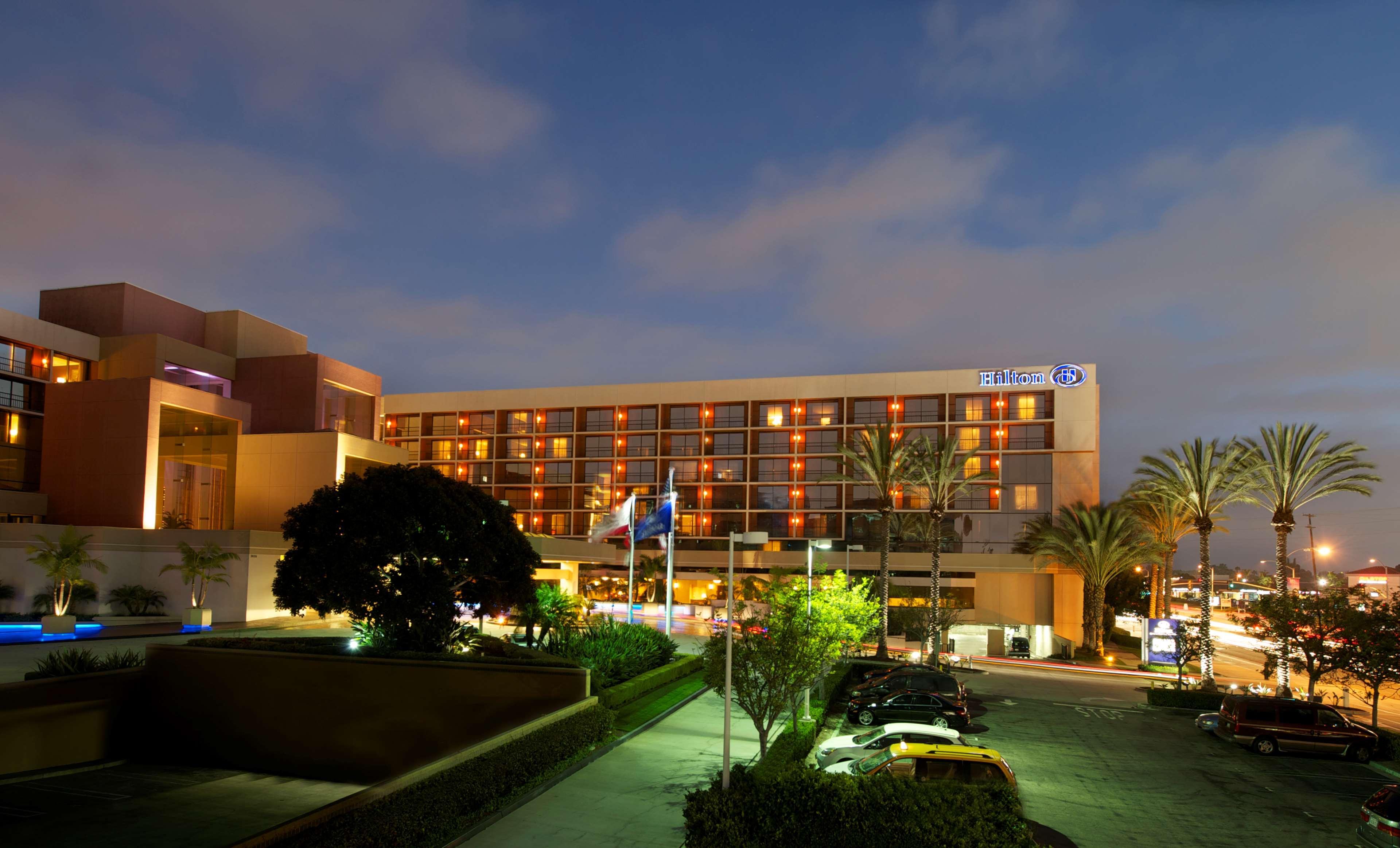 Hilton Orange County/Costa Mesa Hotel Exterior foto